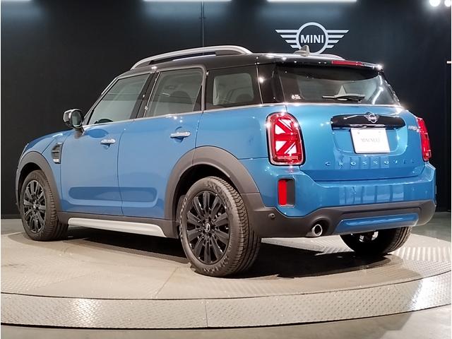 ＭＩＮＩ クーパーＤクロスオーバープレミアム＋Ｐクラシクトリム　後期モデル　電動リアゲート　追従式クルーズコントロール　液晶メーター　バックカメラ　ＬＥＤヘッドライト　衝突軽減ブレーキ　コーナーセンサー　シートヒーター　純正ナビ　ワイヤレス充電（68枚目）
