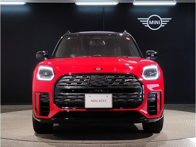 MINI ジョンクーパーワークス カントリーマンオール4JCW 元デモカー Lパッケージ 純正20インチAW JCW専用ブレーキ Harmankardon ヘッドアップディスプレイ ハーフレザー シート&ハンドルヒーター 電動シート 電動リアゲート 全周囲カメラ(5枚目)