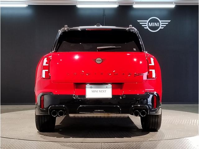MINI ジョンクーパーワークス カントリーマンオール4JCW 元デモカー Lパッケージ 純正20インチAW JCW専用ブレーキ Harmankardon ヘッドアップディスプレイ ハーフレザー シート&ハンドルヒーター 電動シート 電動リアゲート 全周囲カメラ(9枚目)