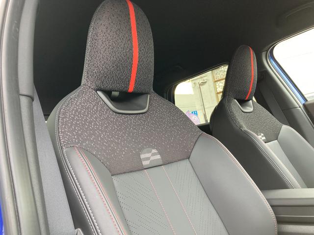 MINI ジョンクーパーワークス カントリーマンオール4JCW 弊社デモカー JCW専用20インチアルミ メモリ機能付パワーシート シートヒーター ヘッドアップディスプレイ パドルシフト ワイヤレス充電 LEDヘッドライト 追従型クルコン JCW専用キャリパー(13枚目)