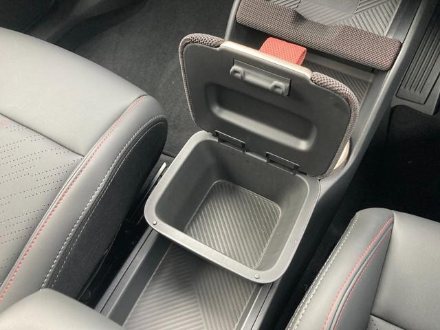 MINI ジョンクーパーワークス カントリーマンオール4JCW 弊社元デモカー 1オーナー 全周囲カメラ 電動リアゲート 電動シート パドルシフト 追従式クルーズコントロール ヘッドアップディスプレイ JCWパフォーマンスブレーキ Lパッケージ プライバシーガラス(25枚目)