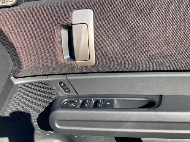 MINI ジョンクーパーワークス カントリーマンオール4JCW 弊社デモカー JCW専用シート メモリ機能付パワーシート シートヒーター JCW専用キャリパー 追従型クルコン ワイヤレス充電 全周囲カメラ 電動リアゲート ヘッドアップディスプレイ パドルシフト(40枚目)