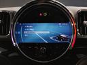 クーパーＤクロスオーバープレミアム＋Ｐクラシクトリム　後期モデル　電動リアゲート　追従式クルーズコントロール　液晶メーター　バックカメラ　ＬＥＤヘッドライト　衝突軽減ブレーキ　コーナーセンサー　シートヒーター　純正ナビ　ワイヤレス充電（55枚目）