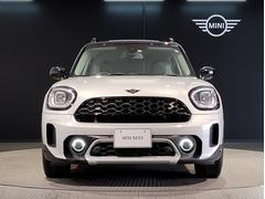 ☆ＭＩＮＩの車の始まりは大人四人がギリギリ乗れるコンパクトな車です！！今となっては３ナンバーですが、もともとは５ナンバーの車でした！！ 6