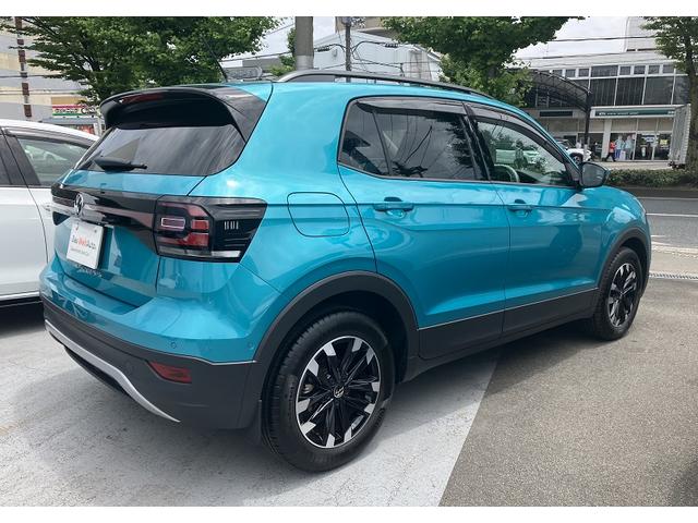 Ｔ－クロス ＴＳＩ　アクティブ　Ｎａｖｉ　アルミホイール　フォルクスワーゲン純正インフォテイメントシステム　パークディスタンスコントロール　ＬＥＤヘッドライト　パドルシフト　ＥＴＣ車載器　ドライブレコーダー（8枚目）