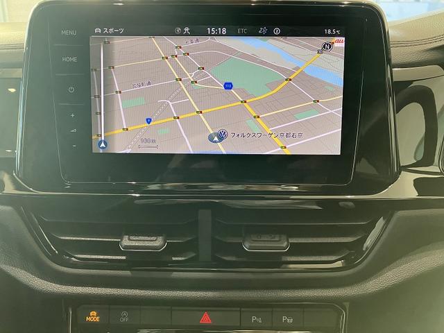 Ｔ－ロック ＴＳＩ　ブラックスタイル　Ｎａｖｉ　レザーシート　フォルクスワーゲン純正インフォテイメントシステム　パークディスタンスコントロール　ドライブレコーダー　ＬＥＤマトリックスヘッドライト　パワーテールゲート　アルミホイール（21枚目）