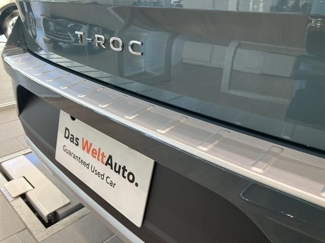 Ｔ－ロック ＴＳＩ　ブラックスタイル　Ｎａｖｉ　レザーシート　フォルクスワーゲン純正インフォテイメントシステム　パークディスタンスコントロール　ドライブレコーダー　ＬＥＤマトリックスヘッドライト　パワーテールゲート　アルミホイール（38枚目）