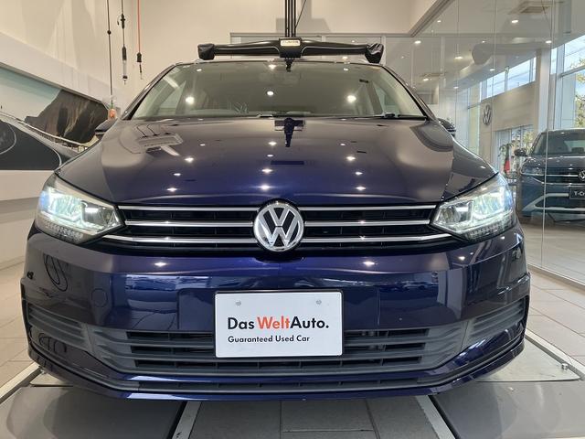 ゴルフトゥーラン ＴＳＩ　コンフォートライン　アップグレードパッケージ　スマートエントリー＆スタートシステム　　Ｎａｖｉ　フォルクスワーゲン純正インフォテイメントシステム　ＬＥＤヘッドライト　シルバールーフレール（2枚目）