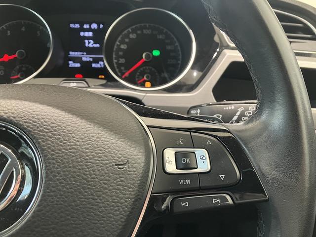 ゴルフトゥーラン ＴＳＩ　コンフォートライン　アップグレードパッケージ　スマートエントリー＆スタートシステム　　Ｎａｖｉ　フォルクスワーゲン純正インフォテイメントシステム　ＬＥＤヘッドライト　シルバールーフレール（29枚目）