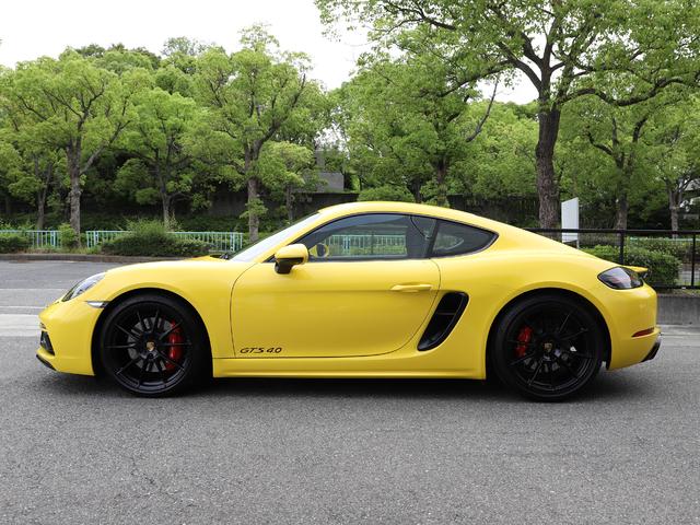 718ケイマン 718ケイマンGTS 4.0 LEDヘッドライト 18Wayアダプティブスポーツシートプラス BOSEサラウンド スポーツデザインPKG レザーインテリアPKG カーボンインテリアPKG シートベンチレーション 車内監視システム(5枚目)