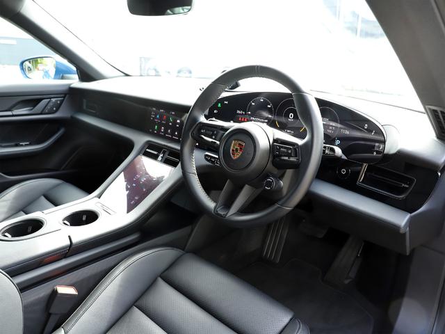 タイカン タイカン　パフォーマンスバッテリープラス　ネプチューンブルー　２０インチターボエアロホイール　スポーツクロノパッケージ　１４Ｗａｙコンフォートメモリーシート　４＋１シート　パワーステアリングプラス（11枚目）