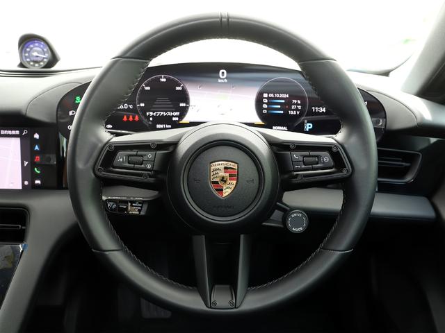 タイカン タイカン　パフォーマンスバッテリープラス　ネプチューンブルー　２０インチターボエアロホイール　スポーツクロノパッケージ　１４Ｗａｙコンフォートメモリーシート　４＋１シート　パワーステアリングプラス（14枚目）