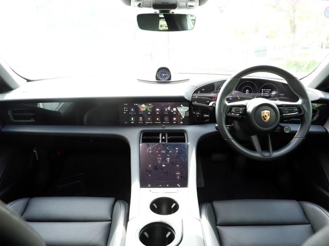 タイカン タイカン　パフォーマンスバッテリープラス　ネプチューンブルー　２０インチターボエアロホイール　スポーツクロノパッケージ　１４Ｗａｙコンフォートメモリーシート　４＋１シート　パワーステアリングプラス（36枚目）