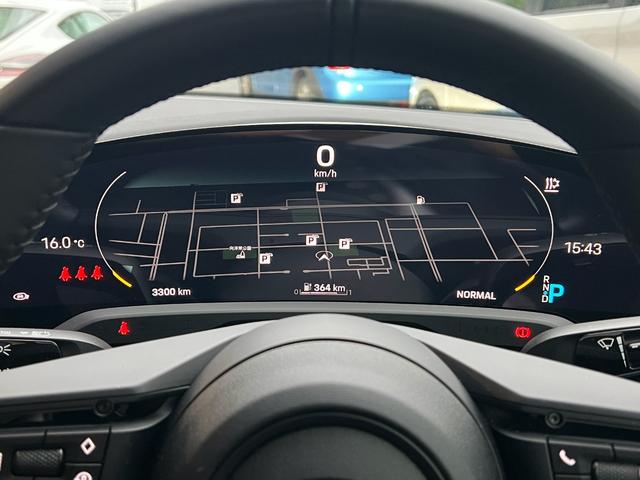 タイカン タイカン　パフォーマンスバッテリープラス　ネプチューンブルー　２０インチターボエアロホイール　スポーツクロノパッケージ　１４Ｗａｙコンフォートメモリーシート　４＋１シート　パワーステアリングプラス（39枚目）