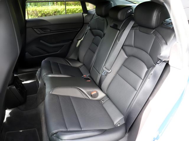 タイカン タイカン　パフォーマンスバッテリープラス　ネプチューンブルー　２０インチターボエアロホイール　スポーツクロノパッケージ　１４Ｗａｙコンフォートメモリーシート　４＋１シート　パワーステアリングプラス（47枚目）