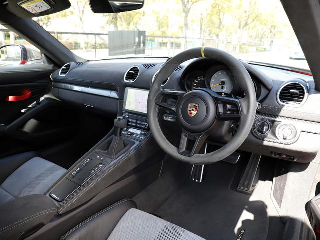 718ケイマン 718ケイマンGT4 RS ヴァイザッハパッケージ フロントアクスルリフトシステム LEDライト クラブスポーツパッケージ スポーツクロノパッケージ クルーズコントロール カーボンドアシルガード(10枚目)