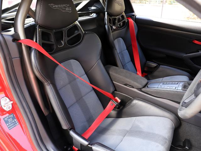 718ケイマン 718ケイマンGT4 RS ヴァイザッハパッケージ フロントアクスルリフトシステム LEDライト クラブスポーツパッケージ スポーツクロノパッケージ クルーズコントロール カーボンドアシルガード(11枚目)