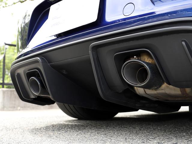 718ケイマン 718ケイマンGT4 スポーツクロノパッケージ パークアシスト+バックカメラ サテンブラックホイール 電動格納ドアミラー ペイントインテリアPKG ドアリリースレバー ブラック塗装(9枚目)