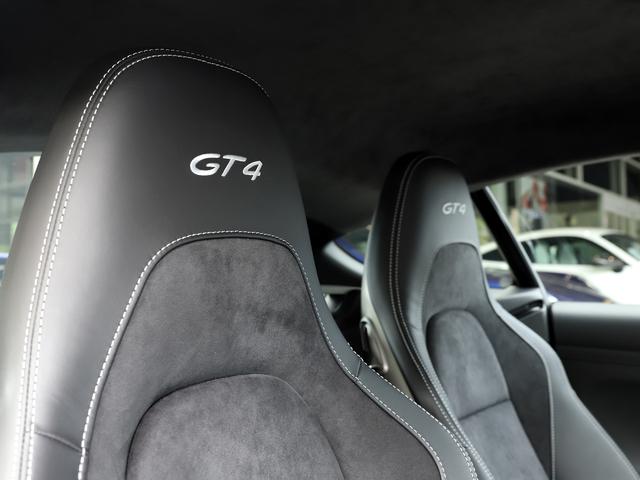 718ケイマン 718ケイマンGT4 スポーツクロノパッケージ パークアシスト+バックカメラ サテンブラックホイール 電動格納ドアミラー ペイントインテリアPKG ドアリリースレバー ブラック塗装(19枚目)