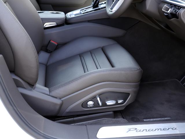 パナメーラ ベースグレード マトリックスLED トラフィックジャム(4枚目)