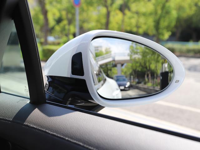 パナメーラ ベースグレード マトリックスLED トラフィックジャム(19枚目)