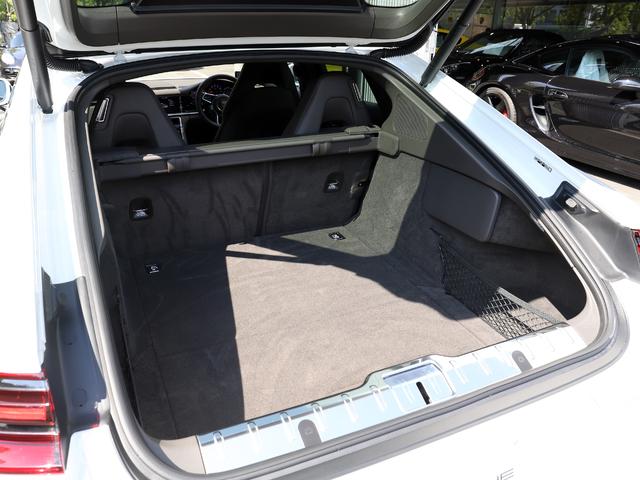 パナメーラ ベースグレード マトリックスLED トラフィックジャム(20枚目)