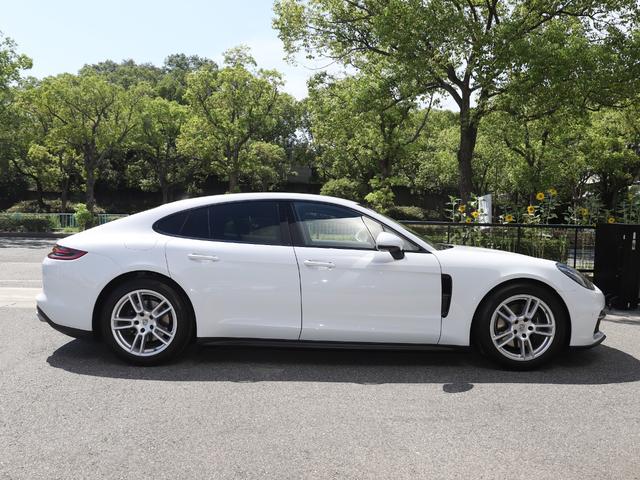 パナメーラ ベースグレード マトリックスLED トラフィックジャム(25枚目)