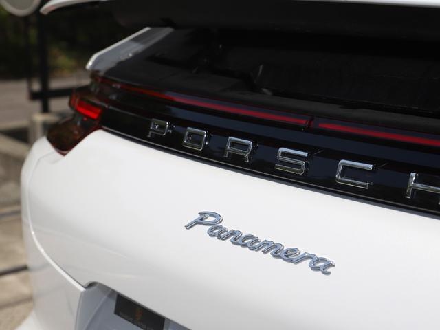 パナメーラ ベースグレード マトリックスLED トラフィックジャム(33枚目)