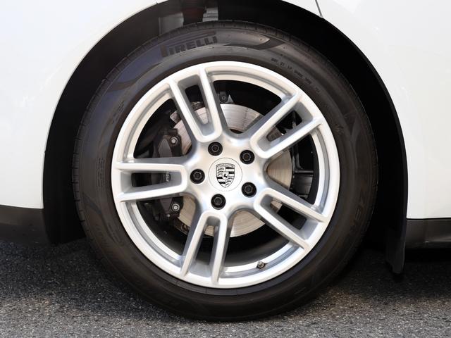 パナメーラ ベースグレード マトリックスLED トラフィックジャム(37枚目)