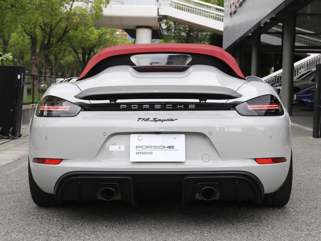 718スパイダー 718スパイダー PCCB LEDヘッドライト 18Wayアダプティブスポーツシート サテンプラチナ塗装ホイール BOSEサラウンド スパイダークラシックインテリアPKG オートエアコン スペシャルカラー(2枚目)