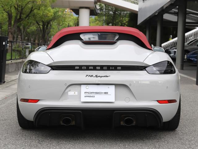 718スパイダー 718スパイダー PCCB LEDヘッドライト 18Wayアダプティブスポーツシート サテンプラチナ塗装ホイール BOSEサラウンド スパイダークラシックインテリアPKG オートエアコン スペシャルカラー(26枚目)