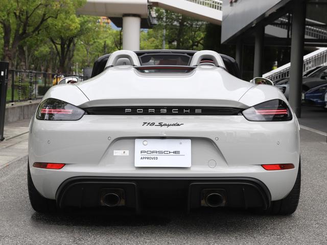 718スパイダー 718スパイダー PCCB LEDヘッドライト 18Wayアダプティブスポーツシート サテンプラチナ塗装ホイール BOSEサラウンド スパイダークラシックインテリアPKG オートエアコン スペシャルカラー(28枚目)