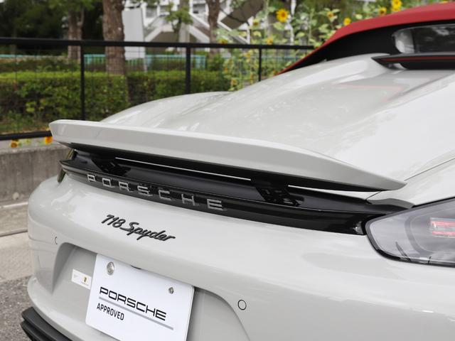 718スパイダー 718スパイダー PCCB LEDヘッドライト 18Wayアダプティブスポーツシート サテンプラチナ塗装ホイール BOSEサラウンド スパイダークラシックインテリアPKG オートエアコン スペシャルカラー(29枚目)