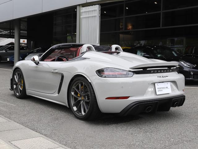 718スパイダー 718スパイダー PCCB LEDヘッドライト 18Wayアダプティブスポーツシート サテンプラチナ塗装ホイール BOSEサラウンド スパイダークラシックインテリアPKG オートエアコン スペシャルカラー(34枚目)