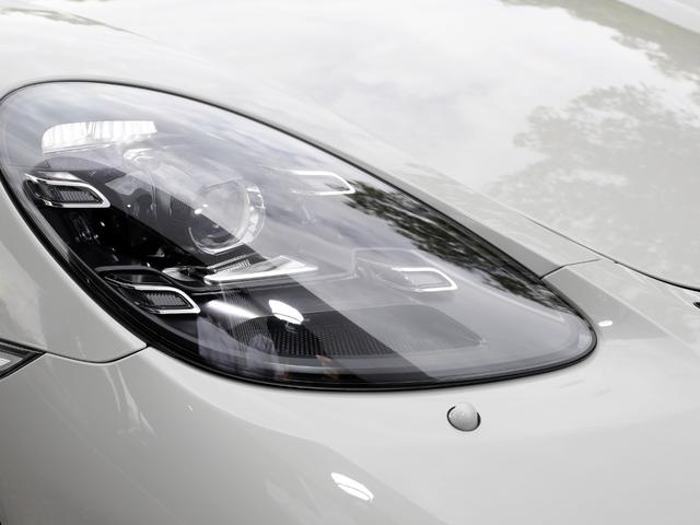 718スパイダー 718スパイダー PCCB LEDヘッドライト 18Wayアダプティブスポーツシート サテンプラチナ塗装ホイール BOSEサラウンド スパイダークラシックインテリアPKG オートエアコン スペシャルカラー(38枚目)