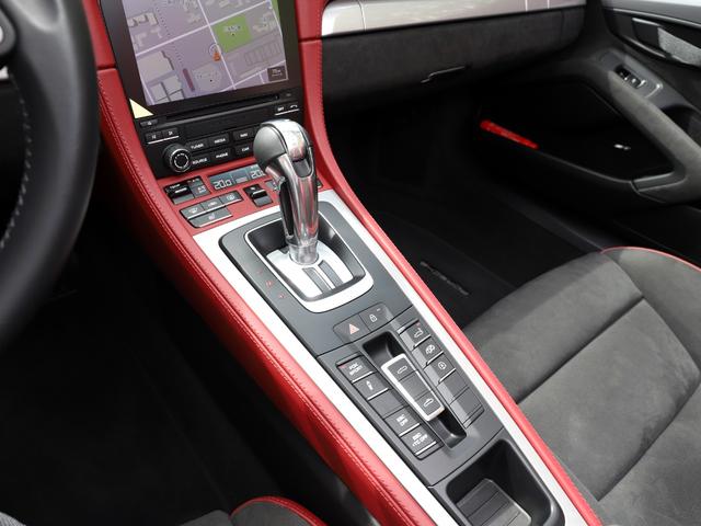 718スパイダー 718スパイダー PCCB LEDヘッドライト 18Wayアダプティブスポーツシート サテンプラチナ塗装ホイール BOSEサラウンド スパイダークラシックインテリアPKG オートエアコン スペシャルカラー(67枚目)