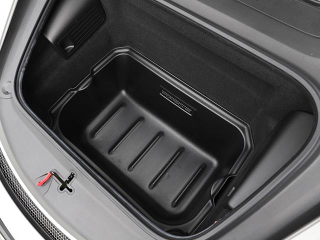 718スパイダー 718スパイダー PCCB LEDヘッドライト 18Wayアダプティブスポーツシート サテンプラチナ塗装ホイール BOSEサラウンド スパイダークラシックインテリアPKG オートエアコン スペシャルカラー(72枚目)