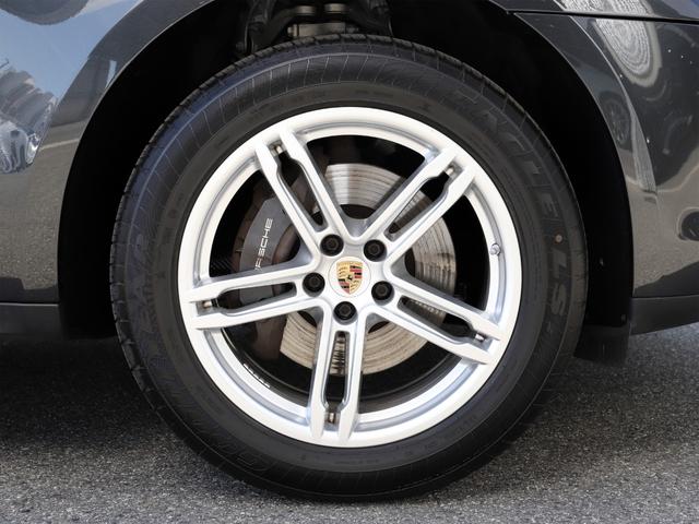 マカン マカン　パノラマサンルーフ　１４Ｗａｙコンフォートメモリーシート　ＢＯＳＥサラウンド　スポーツテールパイプ（ブラック）　トラフィックジャムアシスト　ステアリングヒーター　ルーフレール（ハイグロスブラック）（33枚目）