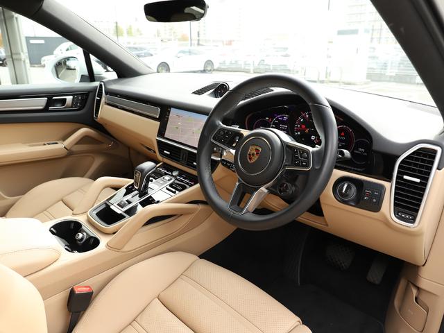 カイエンクーペ カイエンクーペ　プラチナエディション　スポーツデザインフロントエプロン　２２インチＲＳスパイダーホイール　　　　１４Ｗａｙコンフォートメモリーシート　ＬＥＤヘッドライト　アクティブレーンキーピング　リアセンターシート（２＋１）（11枚目）