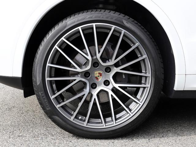 カイエンクーペ カイエンクーペ　プラチナエディション　スポーツデザインフロントエプロン　２２インチＲＳスパイダーホイール　　　　１４Ｗａｙコンフォートメモリーシート　ＬＥＤヘッドライト　アクティブレーンキーピング　リアセンターシート（２＋１）（36枚目）