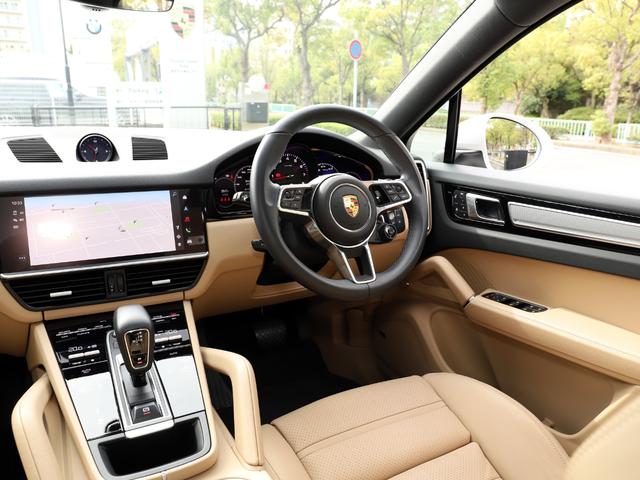 カイエンクーペ カイエンクーペ　プラチナエディション　スポーツデザインフロントエプロン　２２インチＲＳスパイダーホイール　　　　１４Ｗａｙコンフォートメモリーシート　ＬＥＤヘッドライト　アクティブレーンキーピング　リアセンターシート（２＋１）（39枚目）