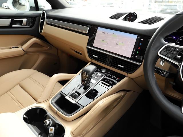 カイエンクーペ カイエンクーペ　プラチナエディション　スポーツデザインフロントエプロン　２２インチＲＳスパイダーホイール　　　　１４Ｗａｙコンフォートメモリーシート　ＬＥＤヘッドライト　アクティブレーンキーピング　リアセンターシート（２＋１）（52枚目）