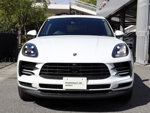 マカン マカン　スポーツテールパイプ（シルバー）　１８インチマカンＳホイール　プライバシーガラス　カラークレストホイールセンターキャップ　フロアマット（5枚目）