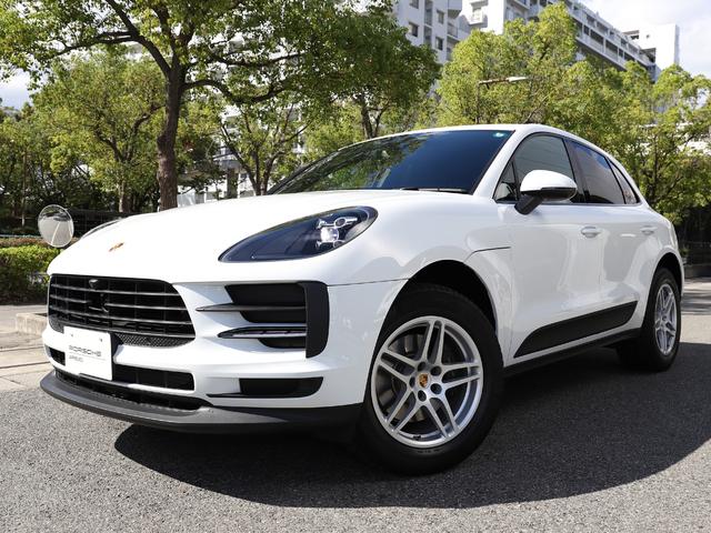 マカン マカン　スポーツテールパイプ（シルバー）　１８インチマカンＳホイール　プライバシーガラス　カラークレストホイールセンターキャップ　フロアマット（20枚目）