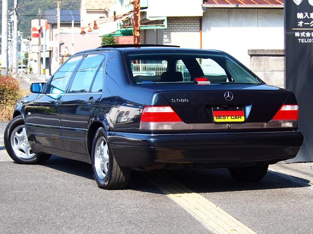 Ｓ５００Ｌ　Ｗ１４０最終モデル・２オーナー・禁煙・車庫保管・本革・シートヒーター・サンルーフ・電動リアブラインド・純正１６インチ・整備記録簿１８枚・ミラー型ドラレコ＆デジタルルームミラー＆バックカメラ(7枚目)