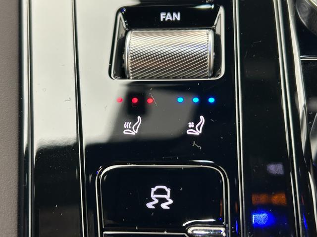 DB12 ベースグレード 正規認定中古車(35枚目)