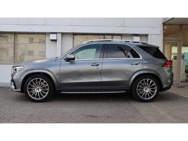 ＧＬＥ ＧＬＥ４５０ｄ　４マチックスポーツ　パノラミックスライディングルーフ　レーダーセーフティＰＫＧ　Ｂｕｒｍｅｓｔｅｒサラウンドサウンドシステム　ＡＭＧＲＩＤＥＣＯＮＴＲＯＬ＋エアサスペンション　アンビエントライト　フットトランクオープナー（9枚目）