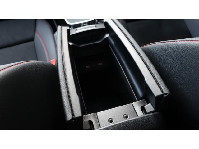 Ａクラス Ａ２００ｄ　ＡＭＧラインパッケージ　リアビューカメラ　ワイヤレスチャージング　メモリー付きパワーシート　ＤＹＮＡＭＩＣ　ＳＥＬＥＣＴ　アンビエントライト　ローワードコンフォートサスペンション　スポーティーエンジンサウンド　シートヒーター（41枚目）