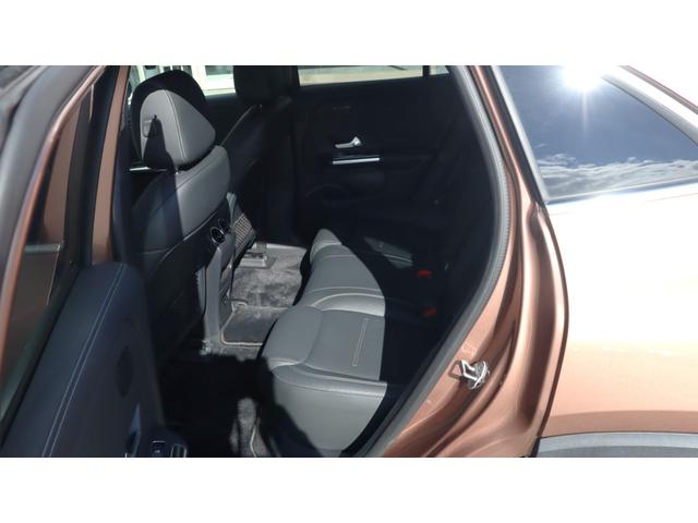 EQA EQA250 AMGレザーエクスクルーシブパッケージ AMGライン ナビゲーションプラスパッケージAMGレザーエクスクルーシブパッケージ マルチカラーアンビエントライト メモリー付きパワーシート ヘッドアップディスプレイ フットトランクオープナー(23枚目)