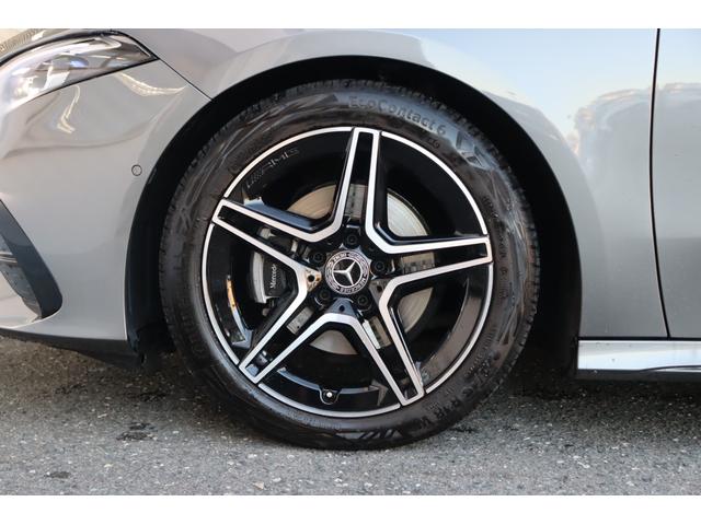 Aクラス A200d AMGラインパッケージ AMGレザーエクスクルーシブパッケージ リアビューカメラ メモリー付きパワーシート ローワードコンフォートサスペンション シートヒーター ワイヤレスチャージング DYNAMIC SELECT(4枚目)